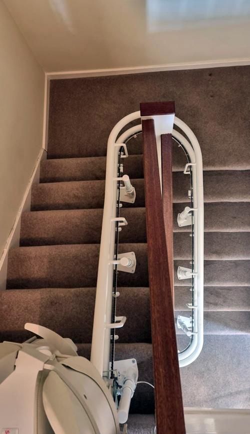 serenity-stairlifts-260-16